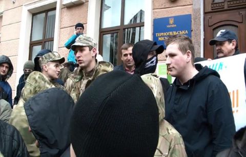 богдан бутковський, фото, скандали, тітушка, тернопільський тиждень